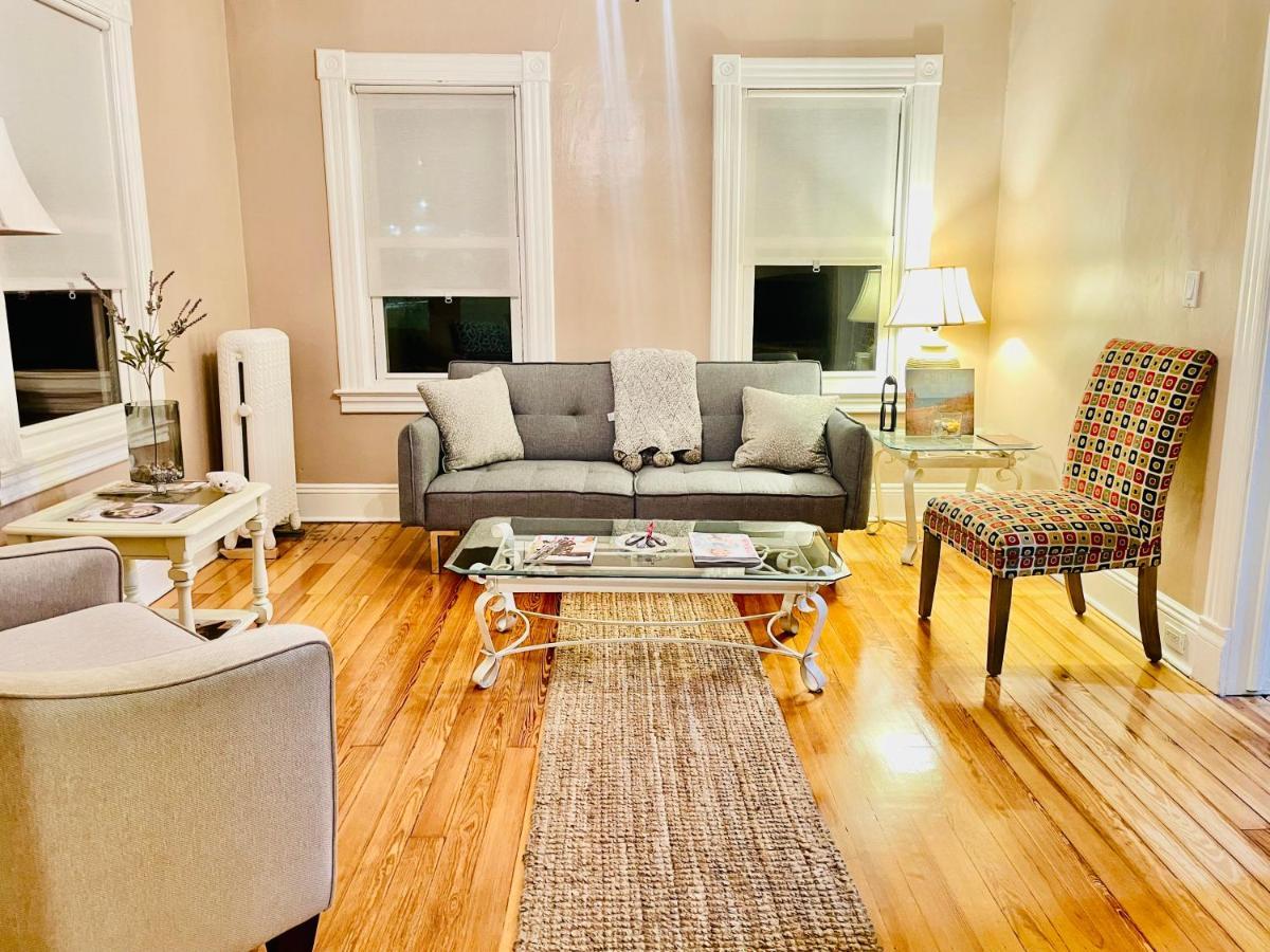 Delightful 2Br Apartment With Balcony - 15 Min From Mohegan Sun- Foxwoods Casinos & Mystic New London Exteriér fotografie