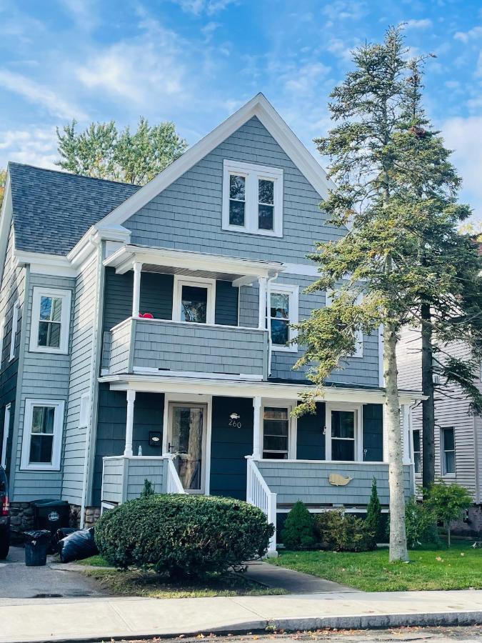 Delightful 2Br Apartment With Balcony - 15 Min From Mohegan Sun- Foxwoods Casinos & Mystic New London Exteriér fotografie