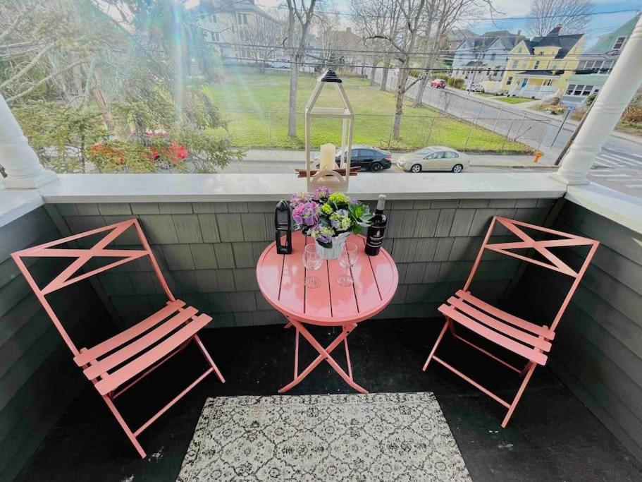 Delightful 2Br Apartment With Balcony - 15 Min From Mohegan Sun- Foxwoods Casinos & Mystic New London Exteriér fotografie